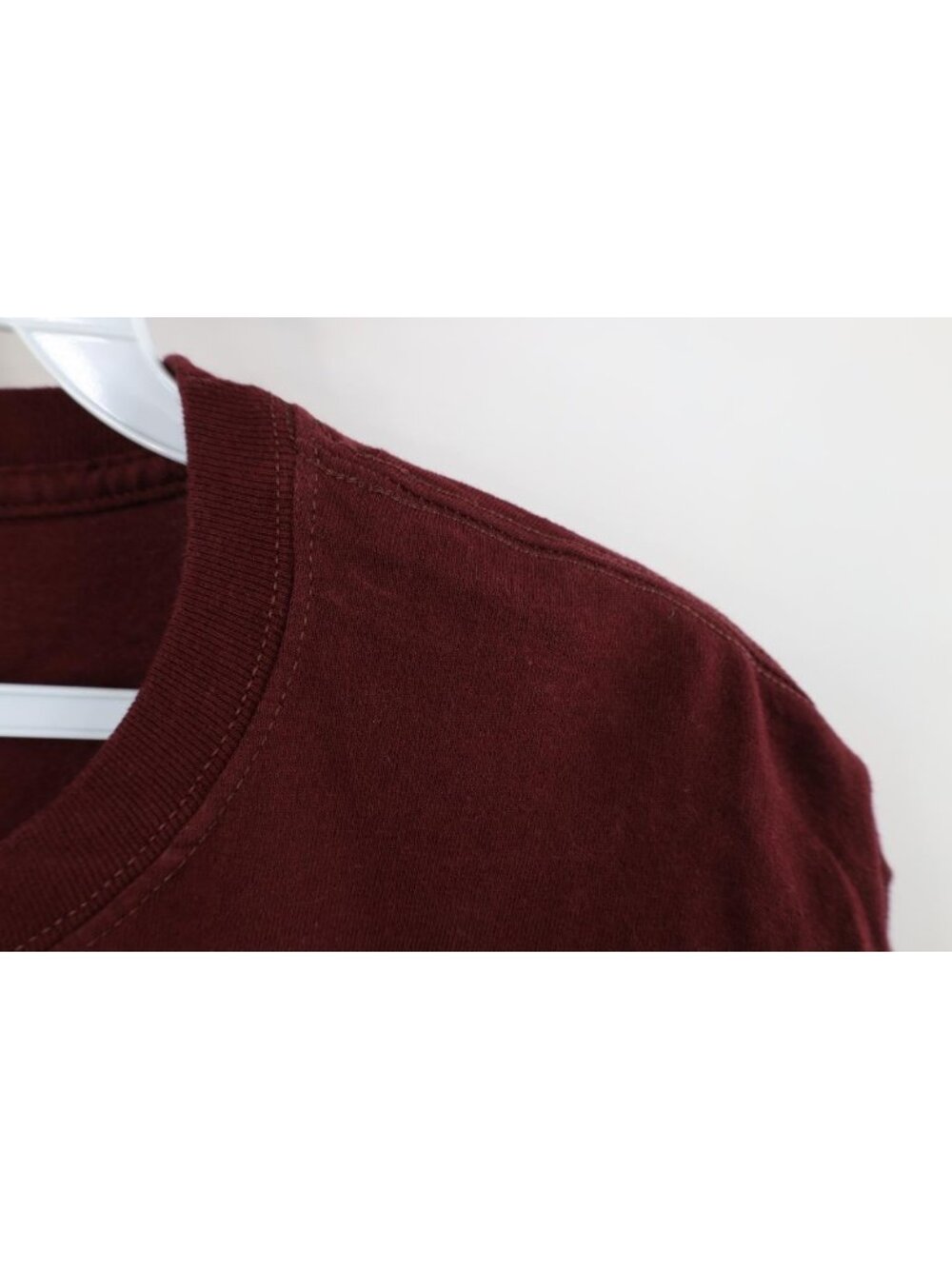Champion Mens Medium Team Issued Loyola University Chicago Soccer T-Shirt Maroon - Picture 8 of 15